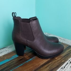 Dexflex Comfort Brown Ankle Boots size 10